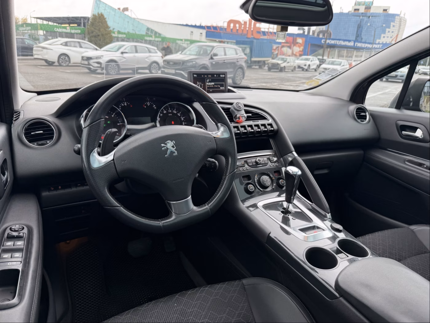 Peugeot 3008 фото 15
