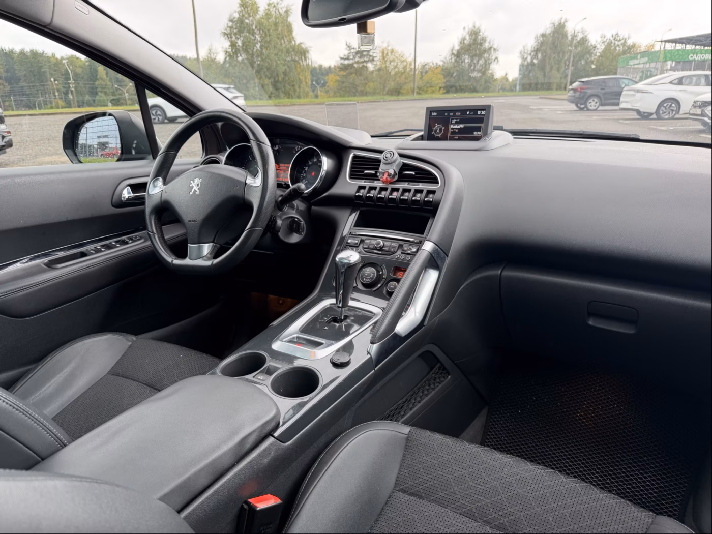 Peugeot 3008 фото 16