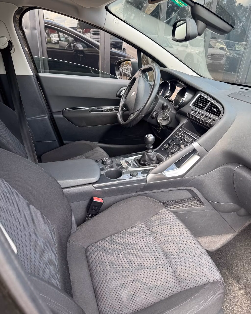 Peugeot 3008 фото 13