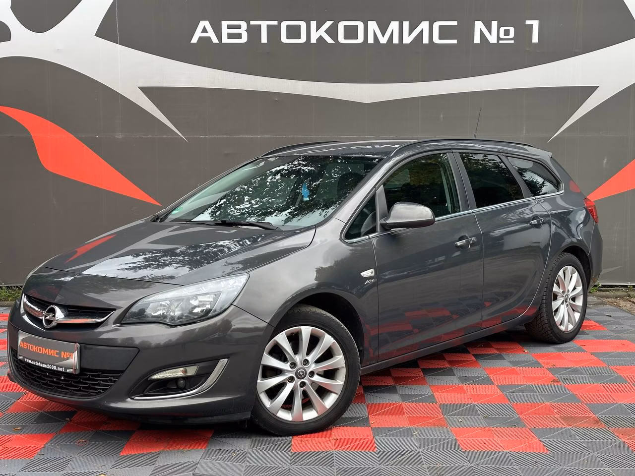 Opel Astra фото 2