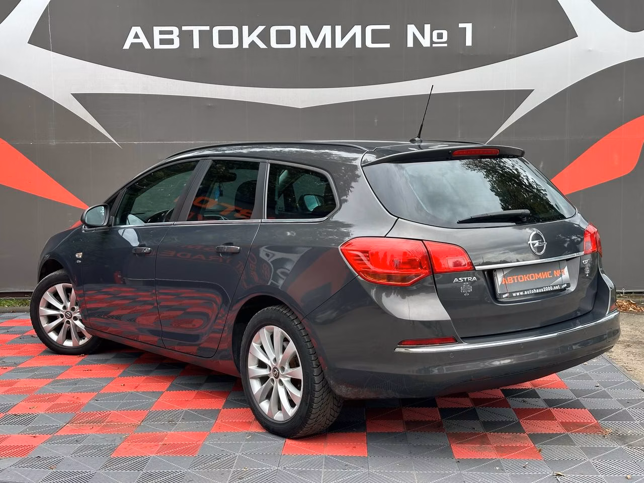 Opel Astra фото 3