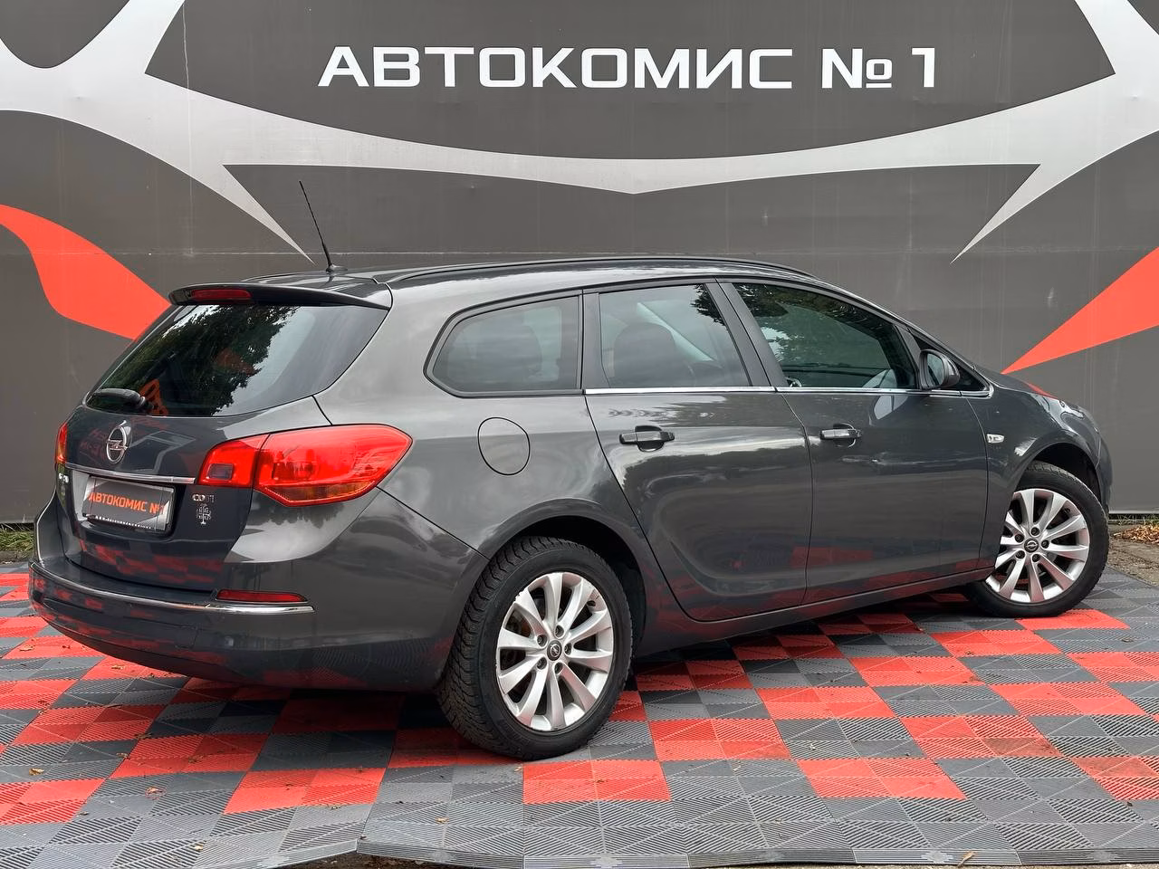Opel Astra фото 4
