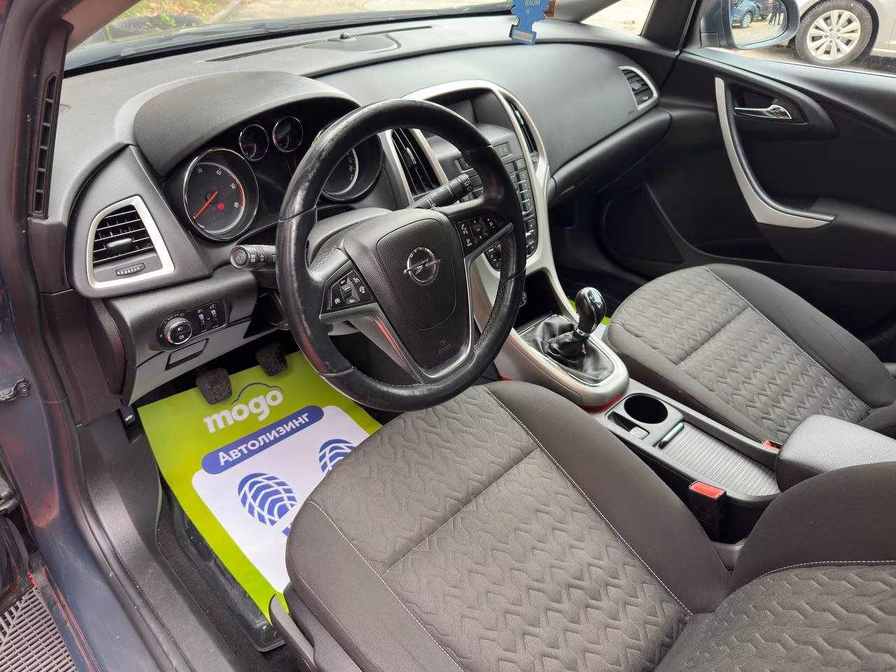 Opel Astra фото 5
