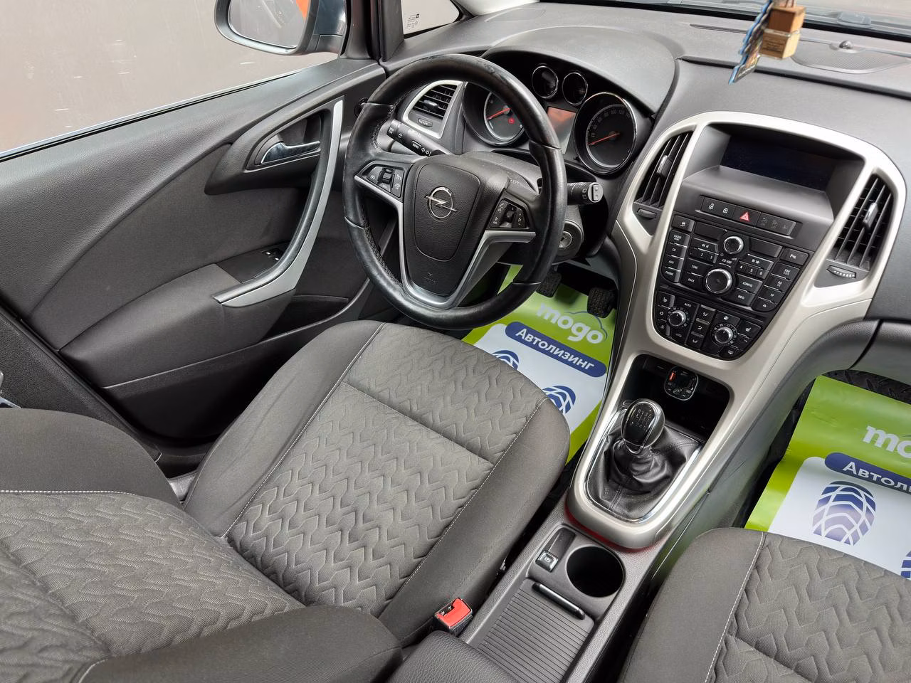 Opel Astra фото 13