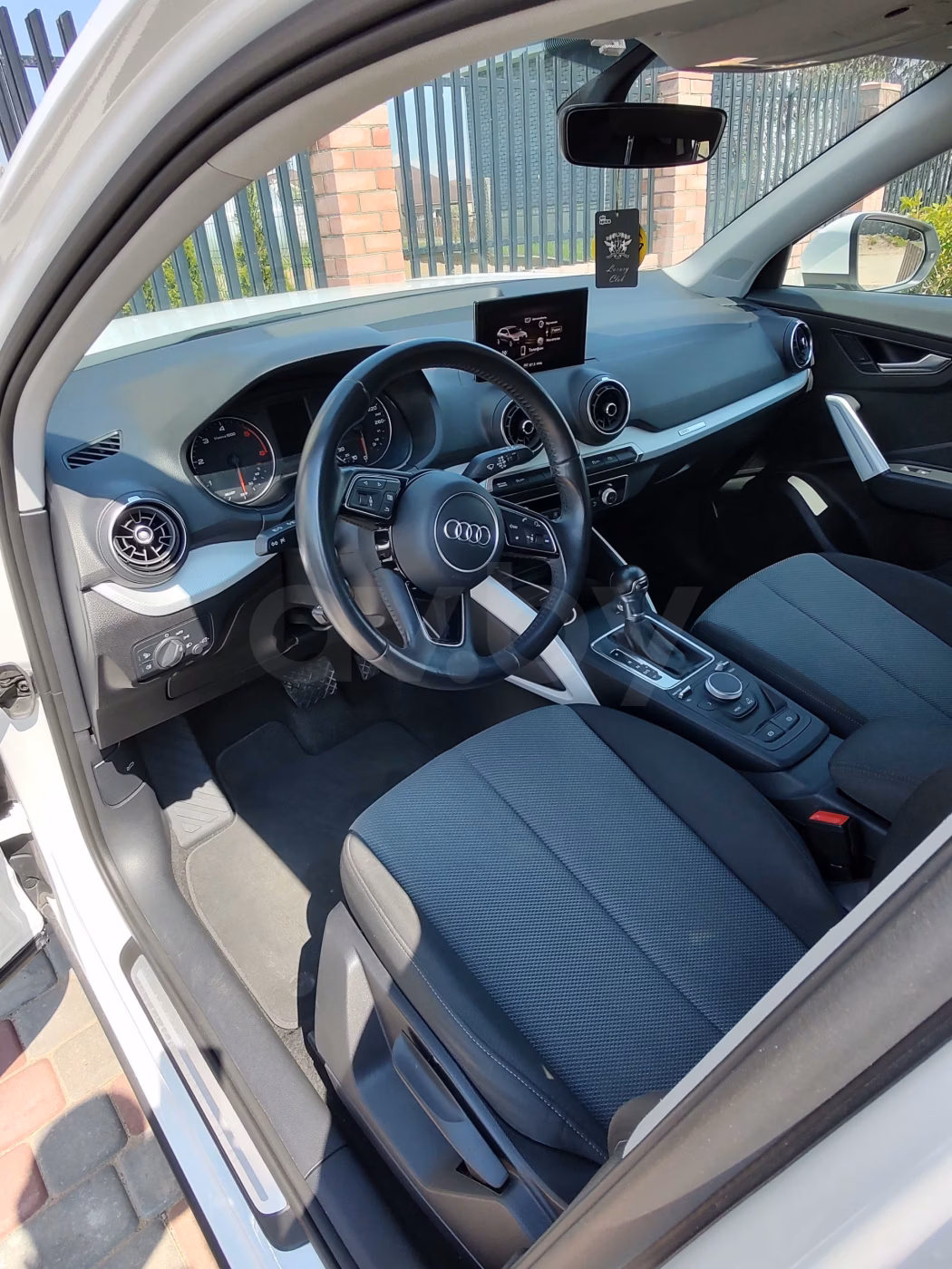 Audi Q2 фото 8