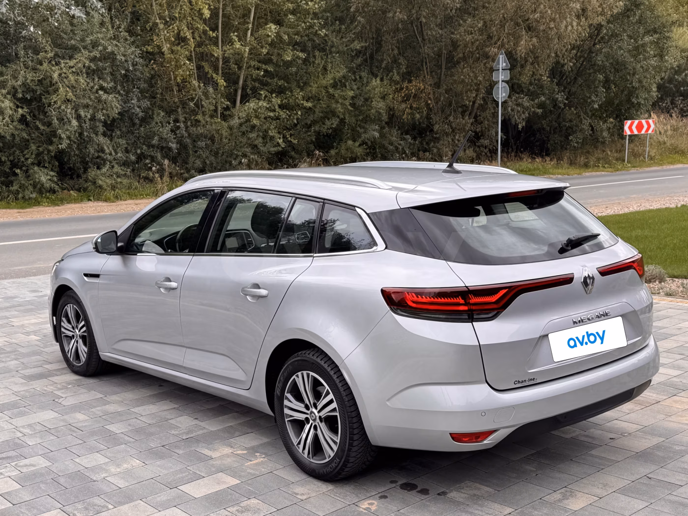 Renault Megane фото 7