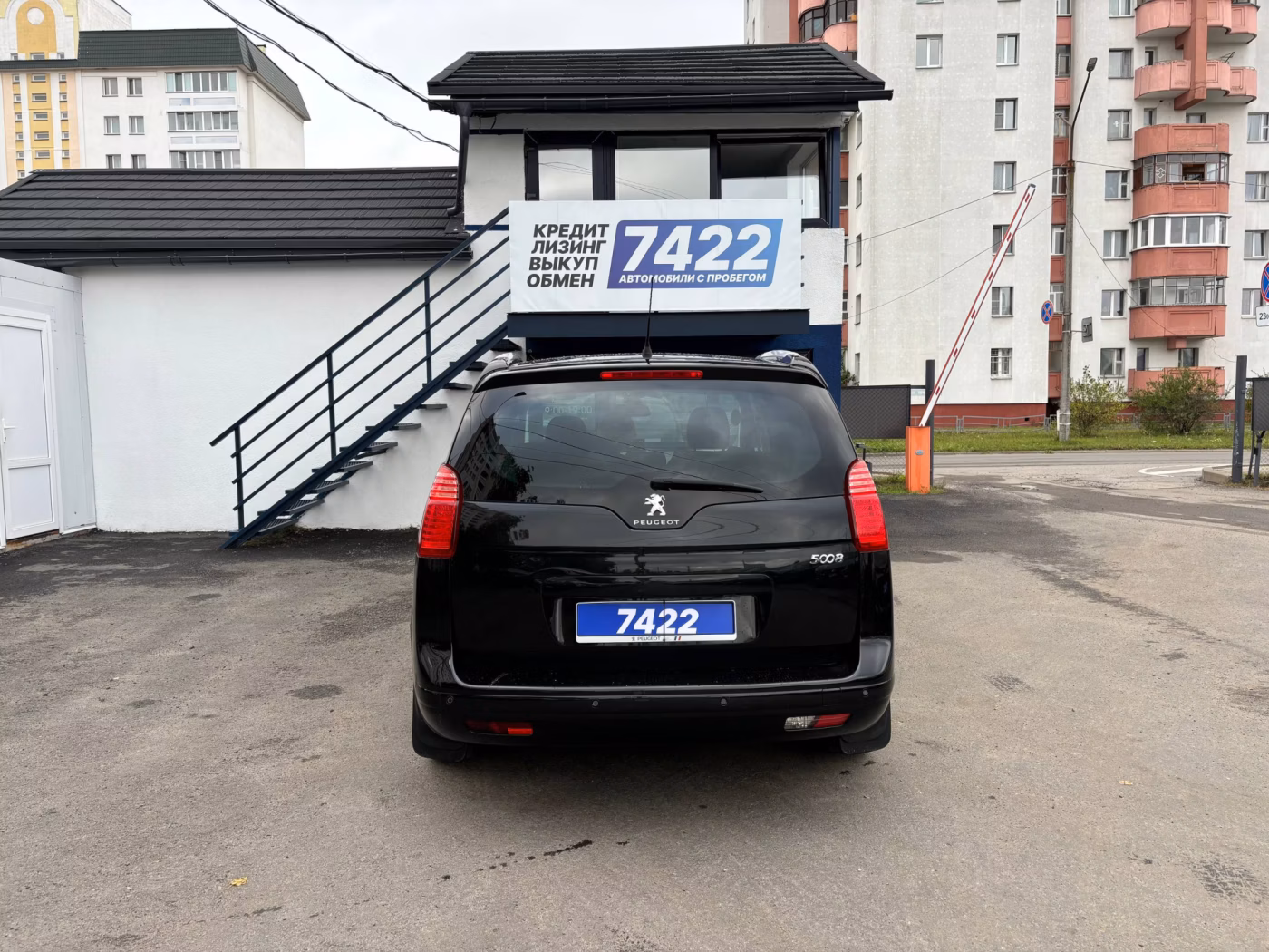 Peugeot 5008 фото 6