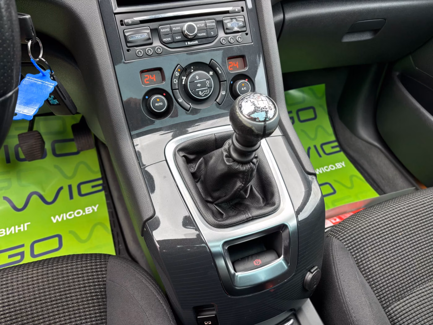 Peugeot 5008 фото 13