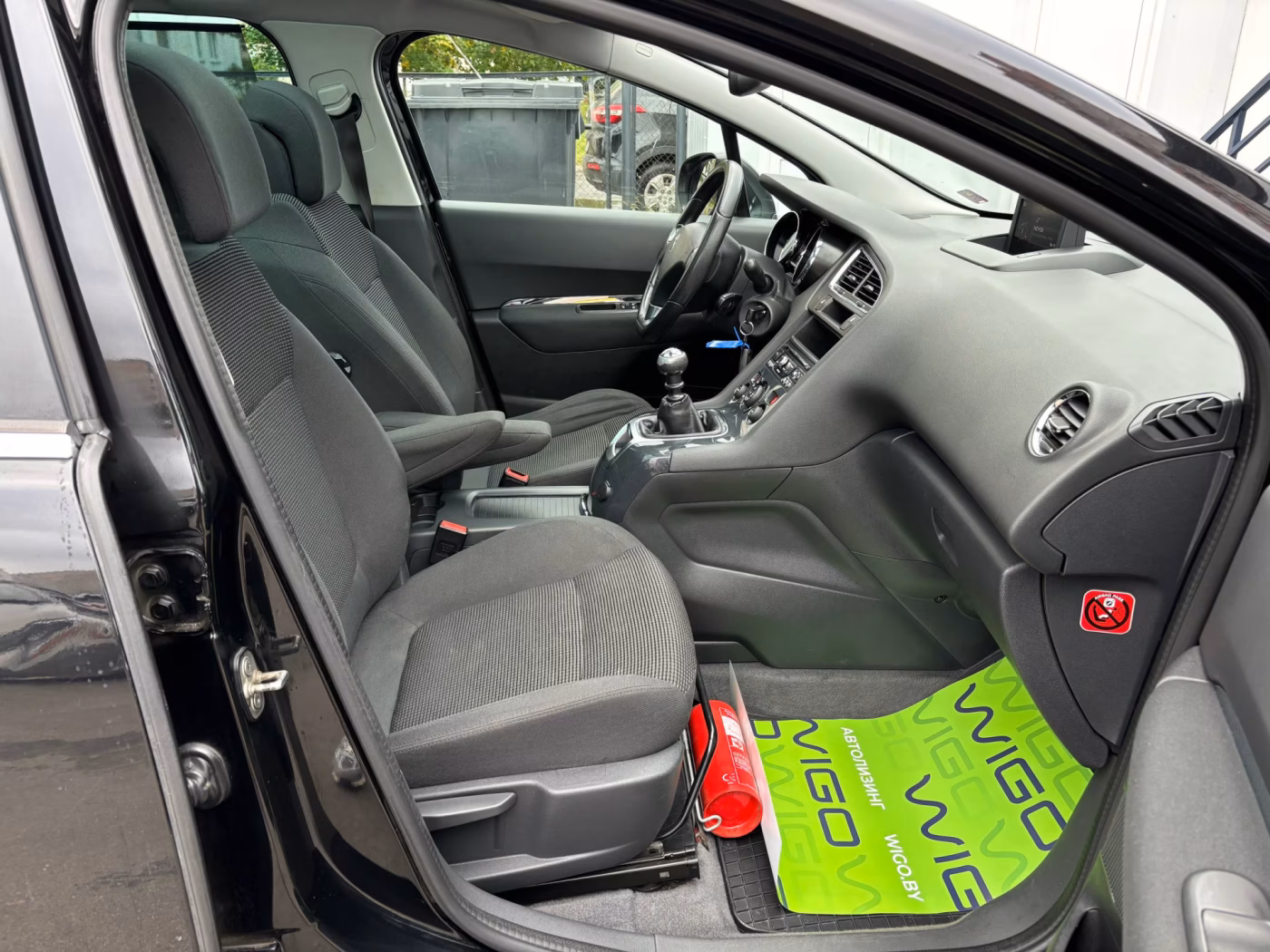 Peugeot 5008 фото 19