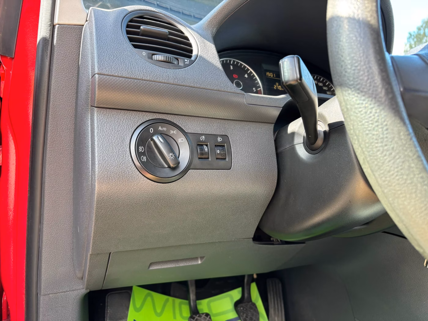 Volkswagen Caddy фото 14