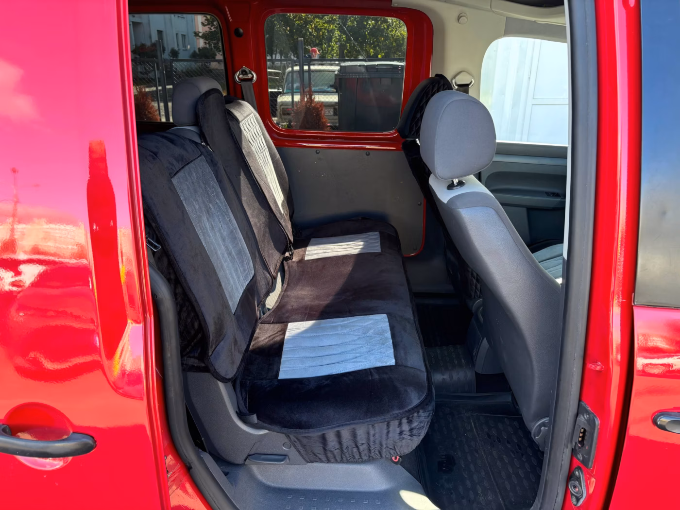 Volkswagen Caddy фото 16