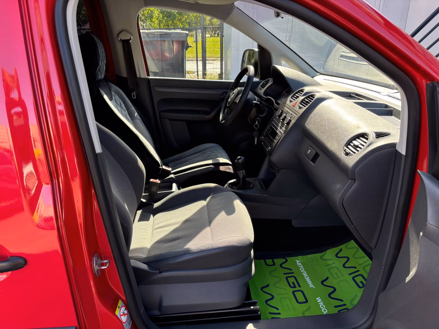 Volkswagen Caddy фото 18