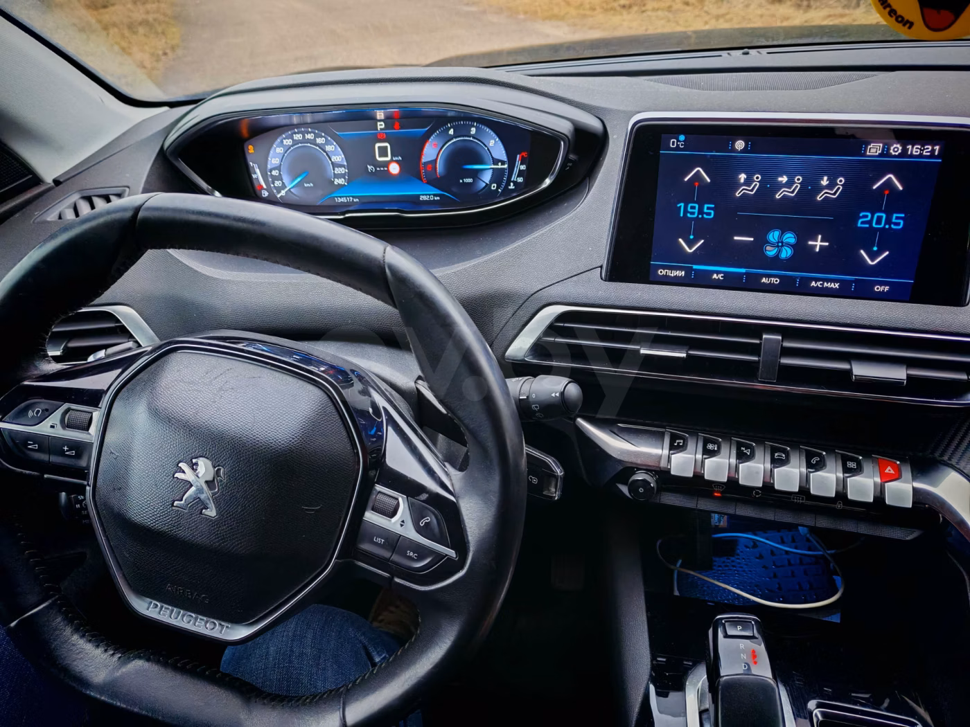Peugeot 5008 фото 11