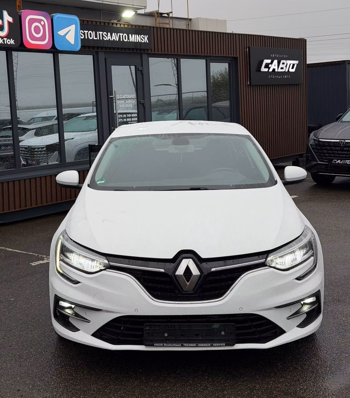 Renault Megane фото 2