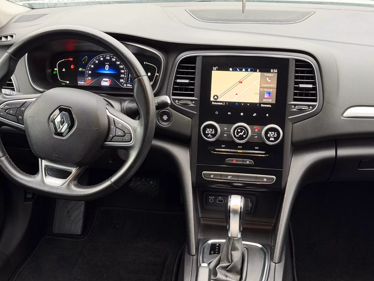 Renault Megane фото 12