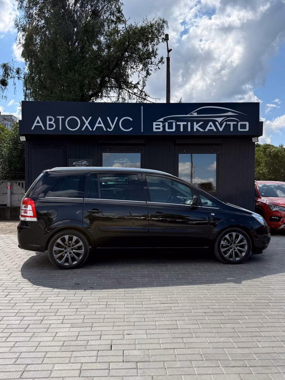 Opel Zafira фото 8
