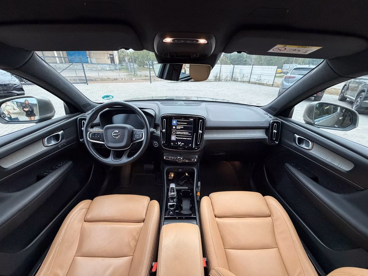 Volvo XC40 фото 12