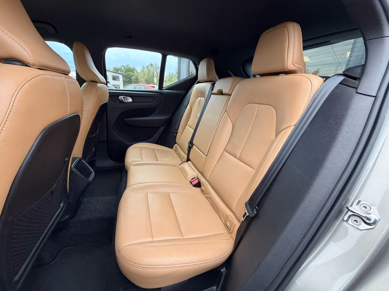 Volvo XC40 фото 18