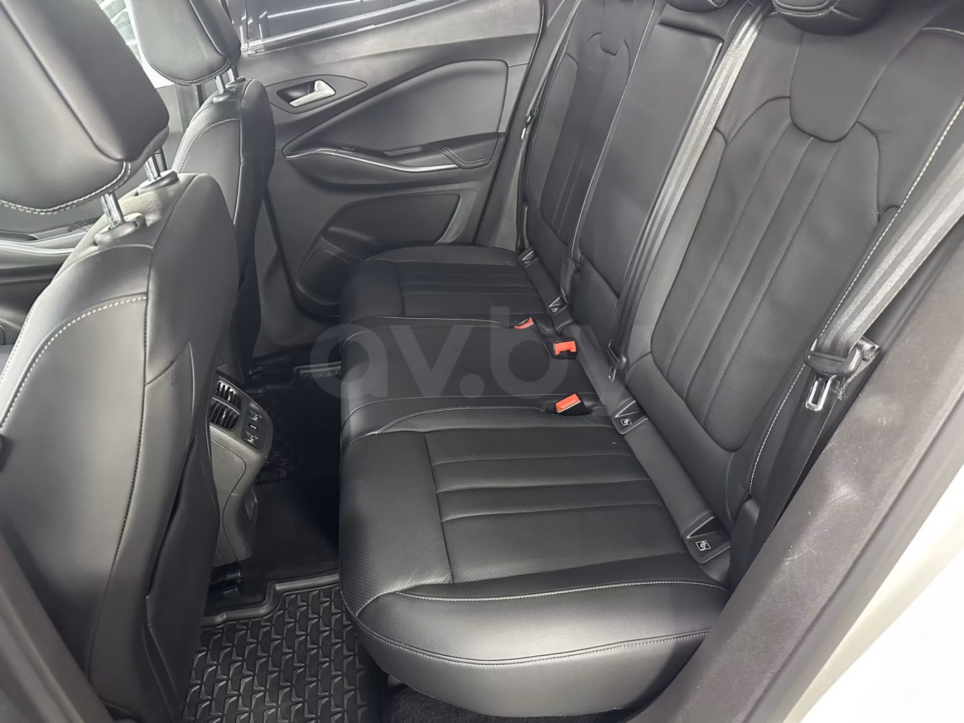 Opel Grandland X фото 13