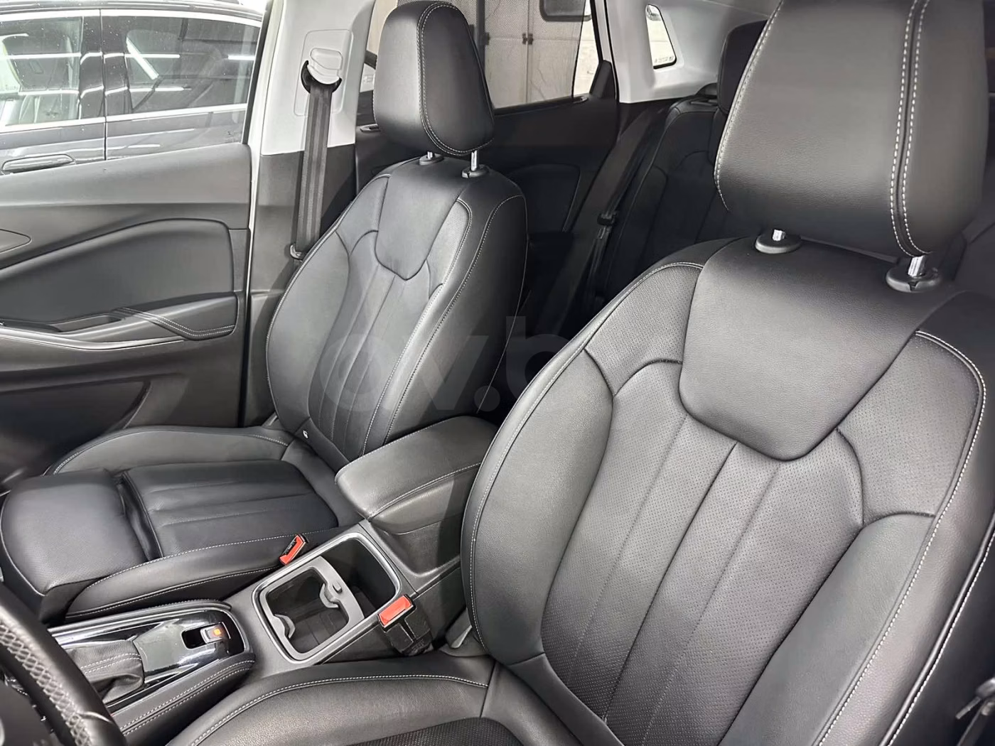 Opel Grandland X фото 16