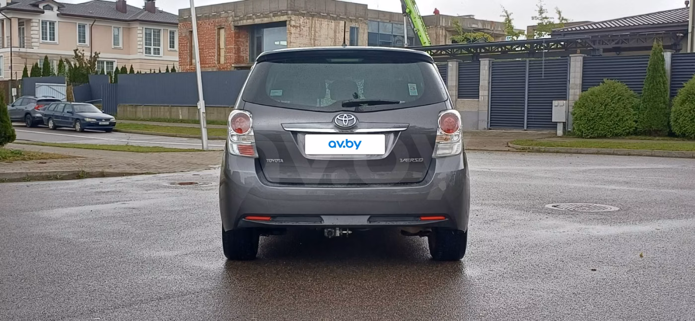 Toyota Verso фото 6