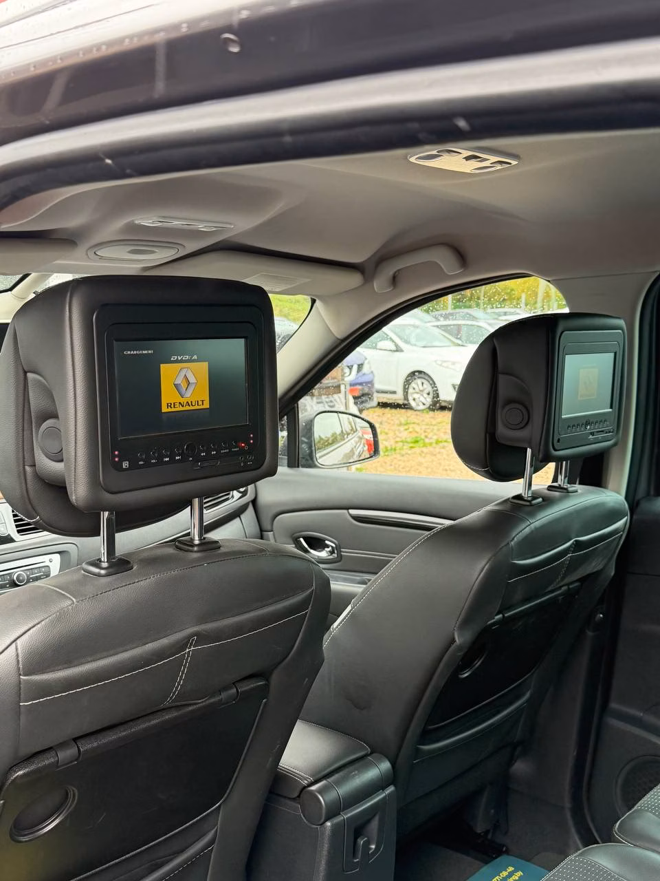 Renault Grand Scenic фото 12
