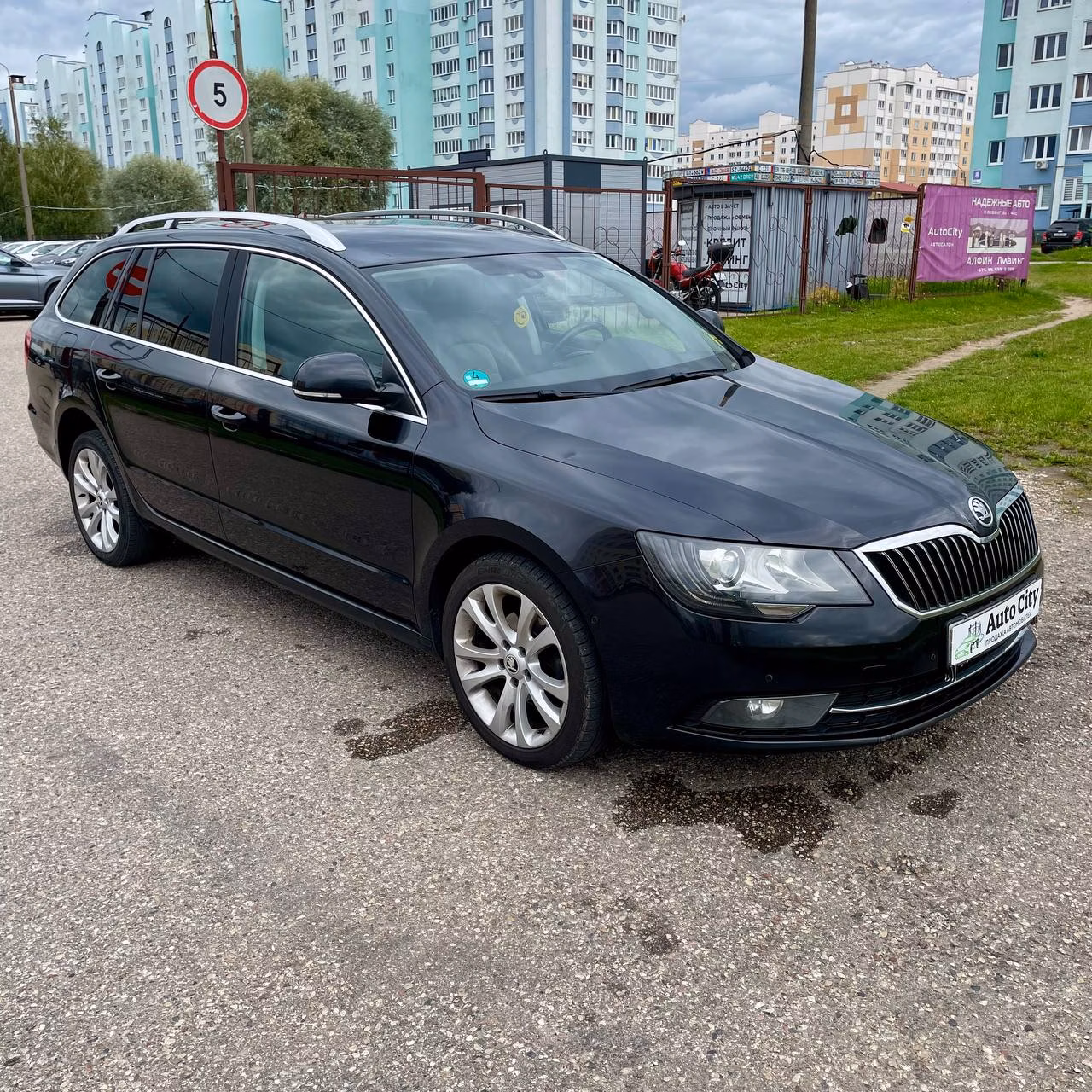 Skoda Superb фото 3