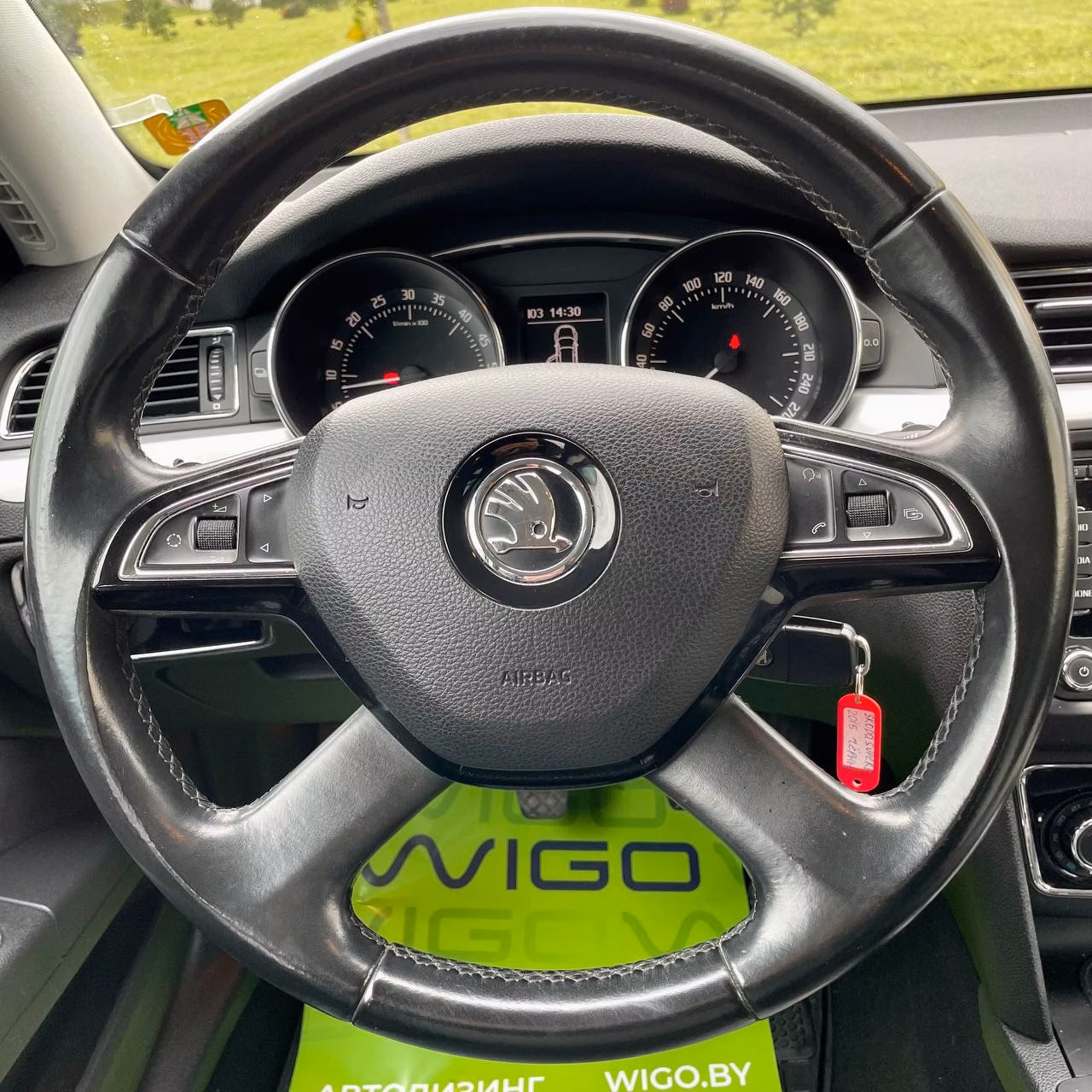 Skoda Superb фото 11