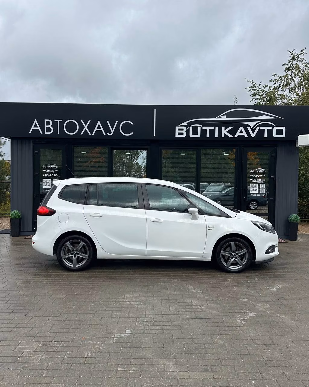 Opel Zafira фото 8