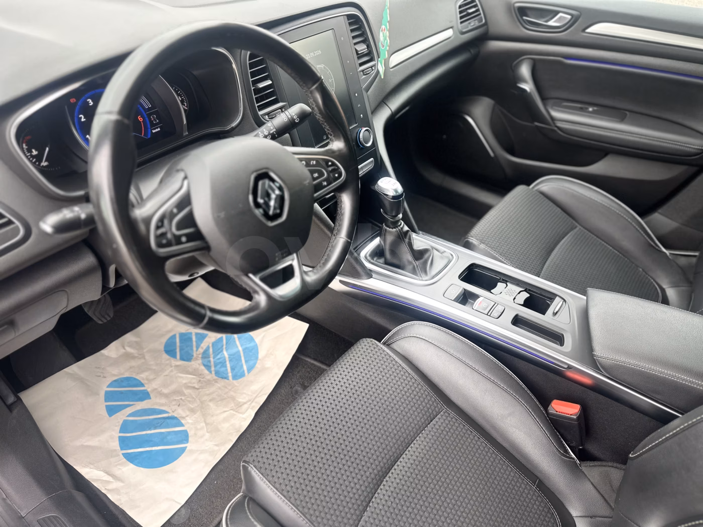 Renault Megane фото 10