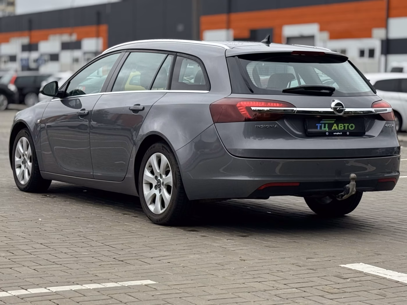 Opel Insignia фото 9