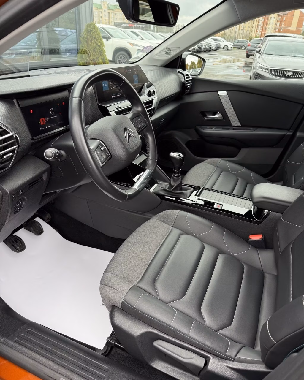 Citroen C4 фото 12