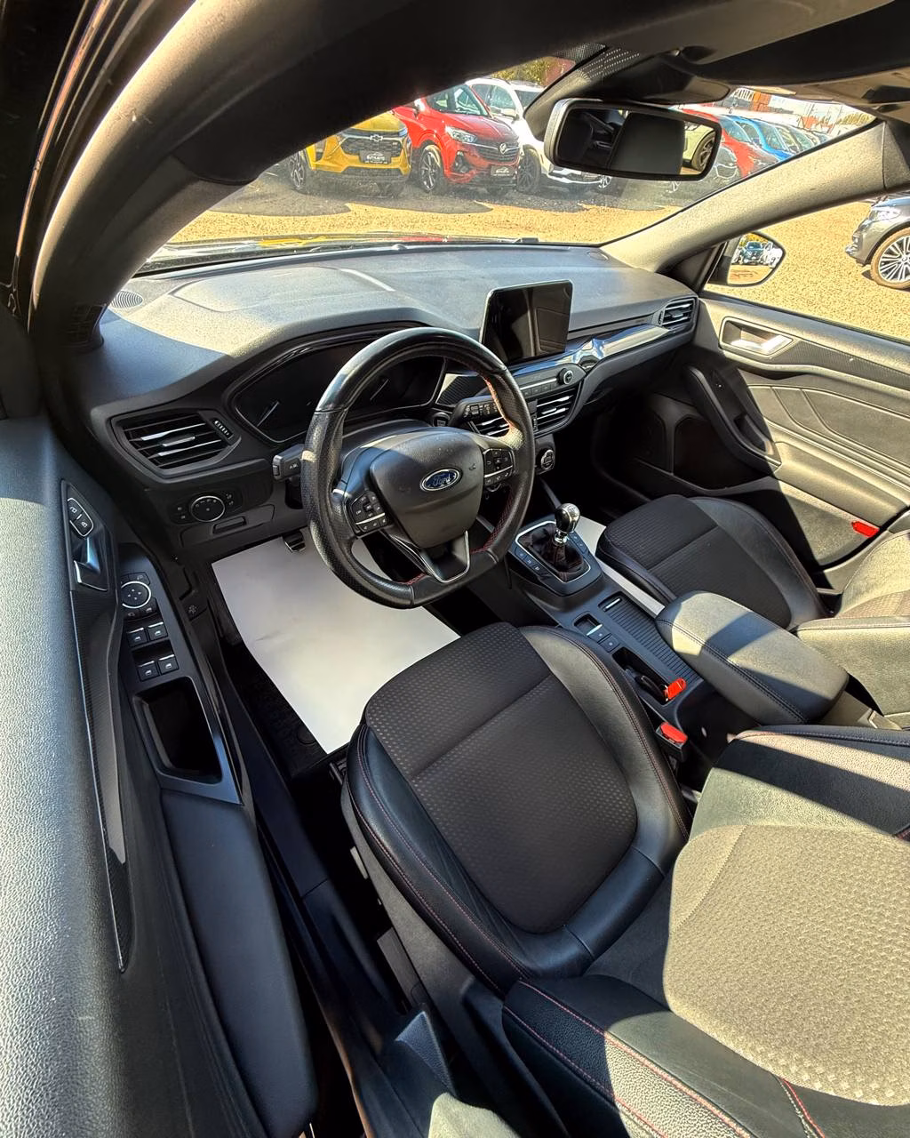 Ford Focus фото 9