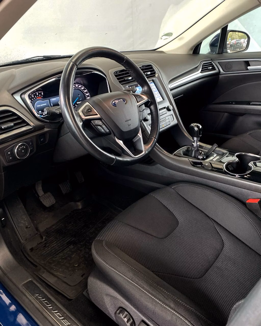 Ford Mondeo фото 10
