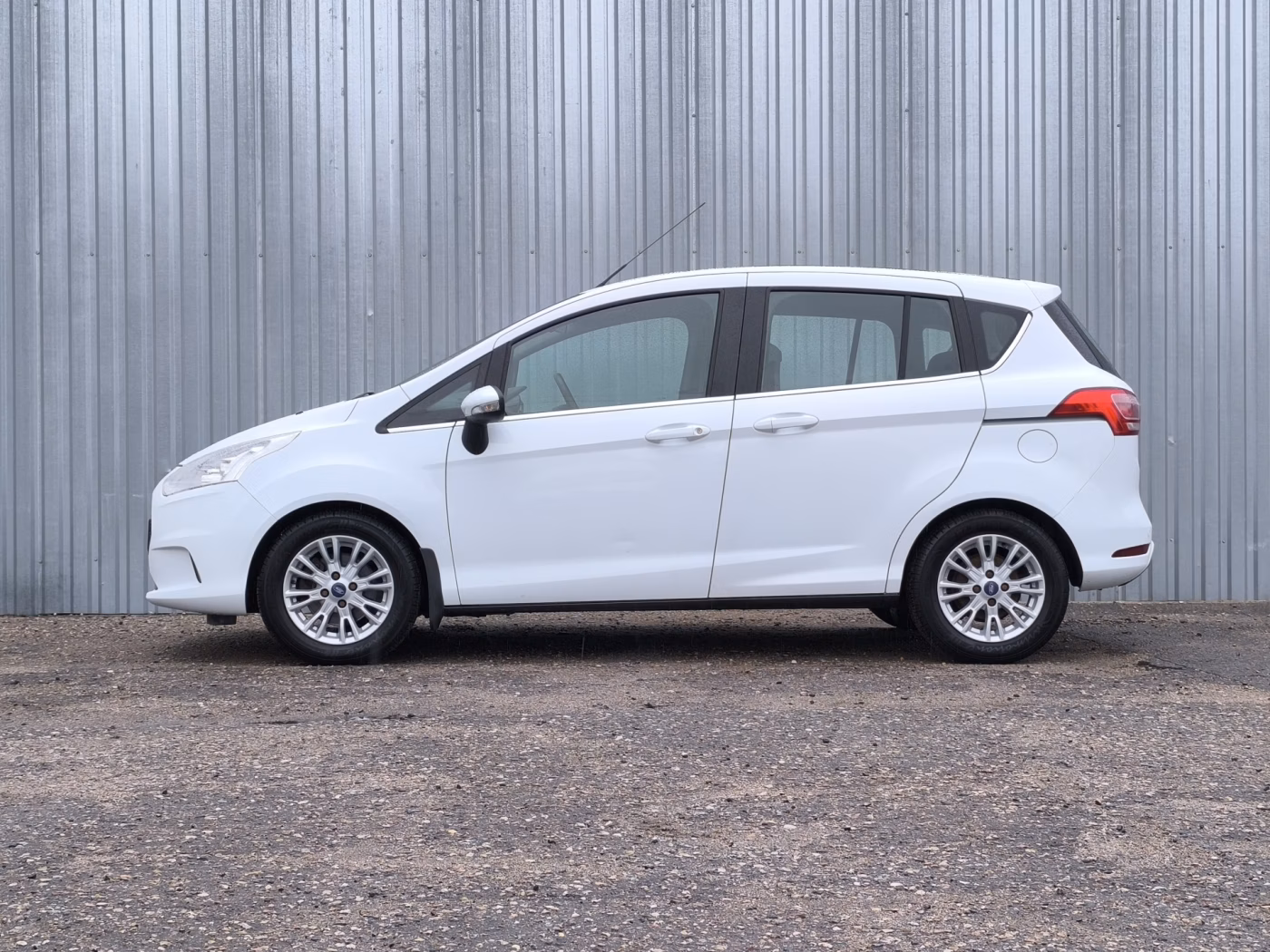 Ford B-MAX фото 4