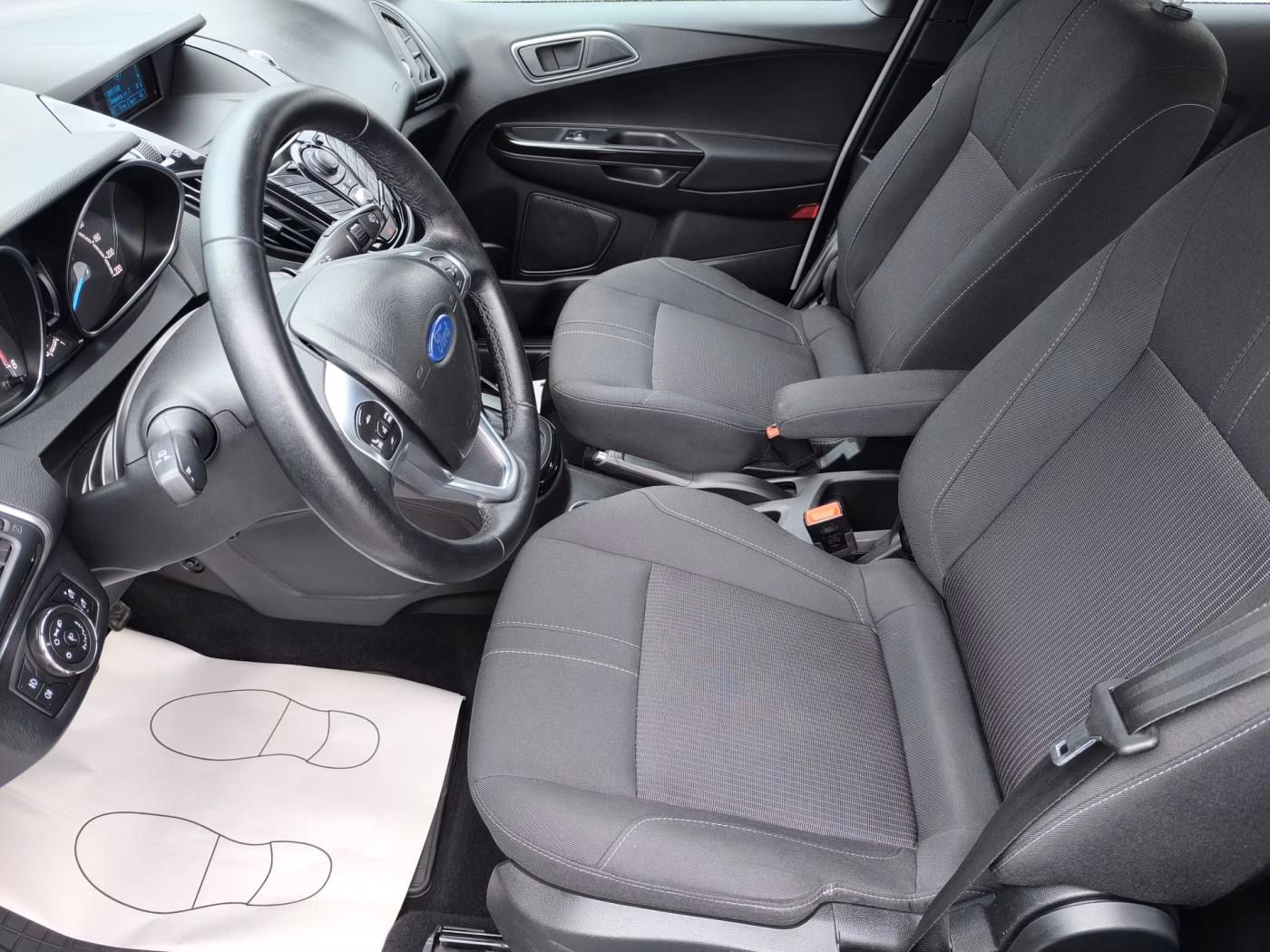 Ford B-MAX фото 8