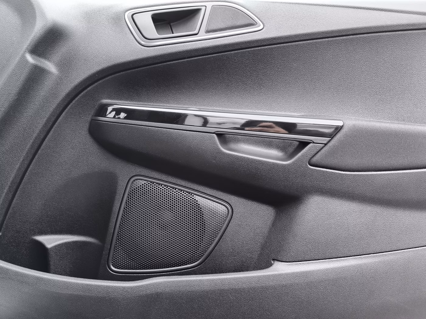 Ford B-MAX фото 10