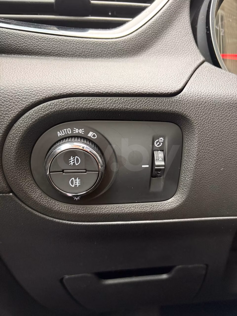 Opel Grandland X фото 10