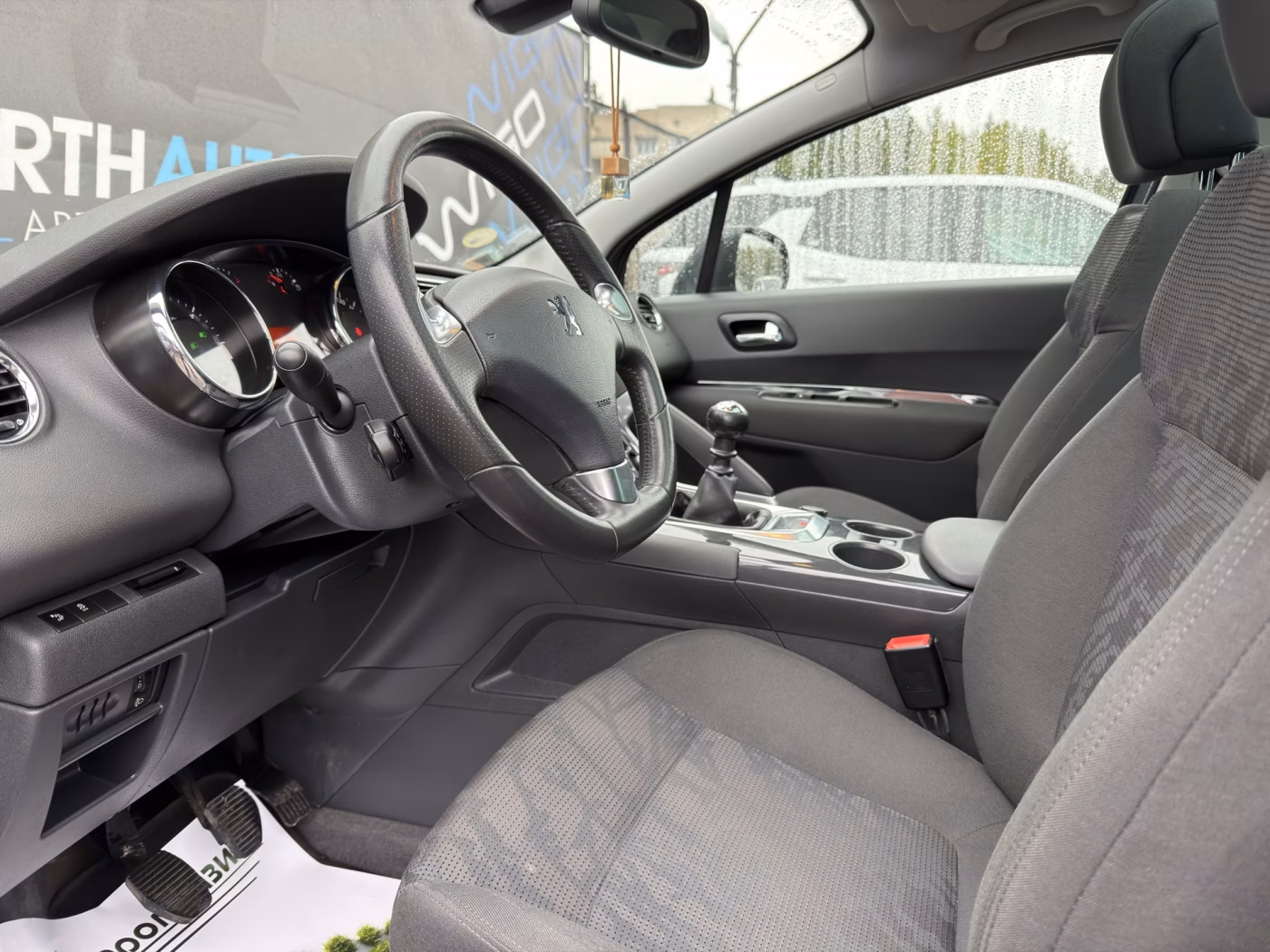 Peugeot 3008 фото 7