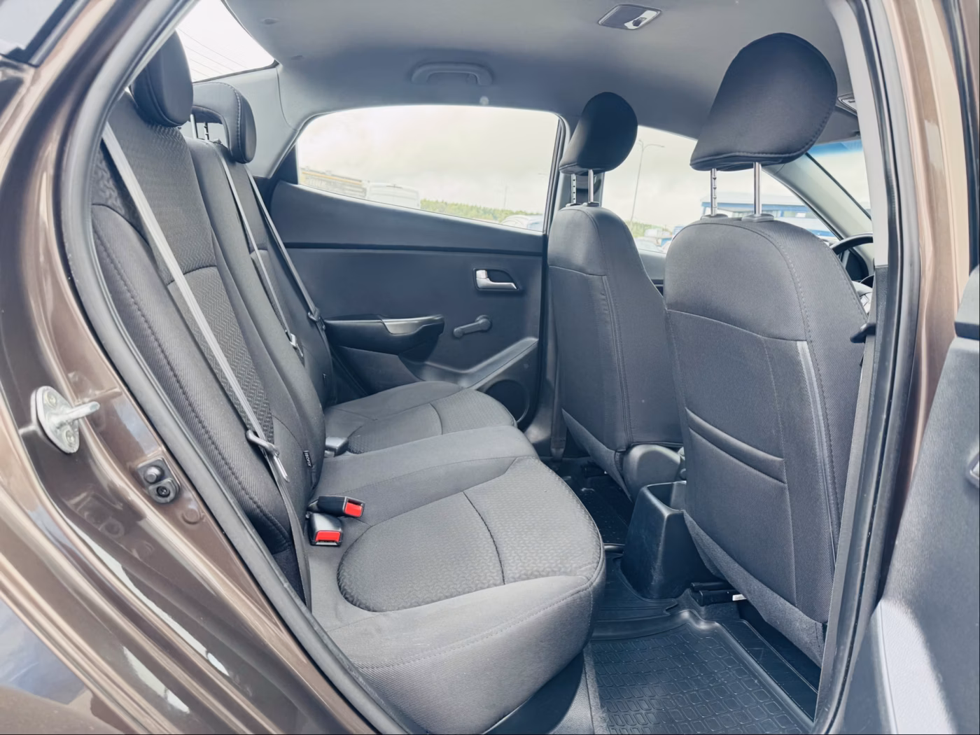 Kia Rio фото 7