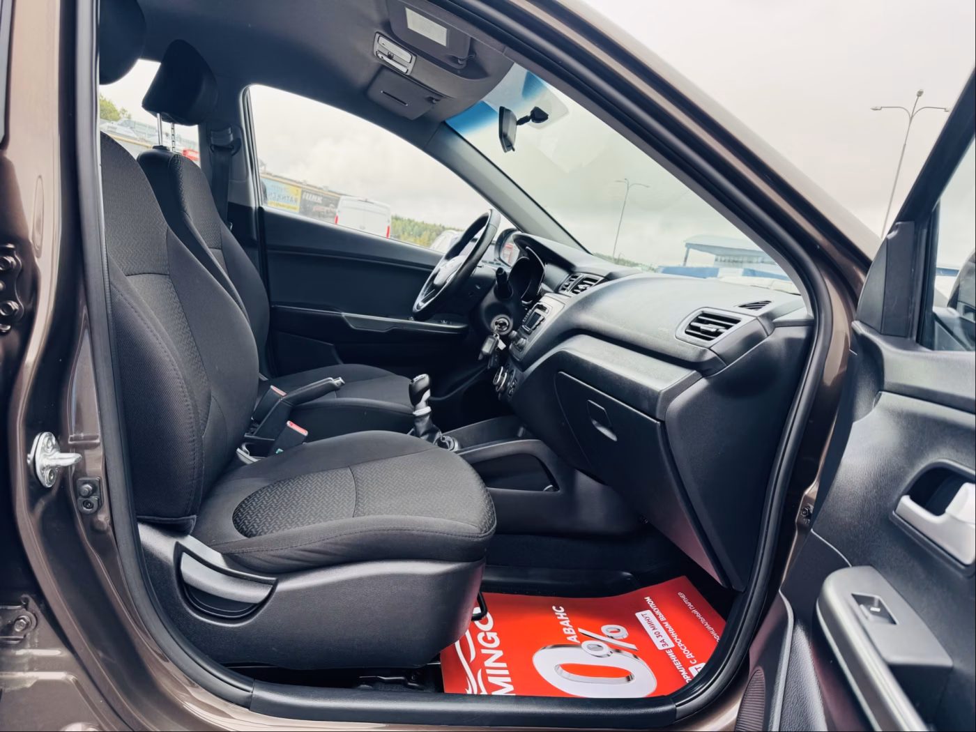 Kia Rio фото 9