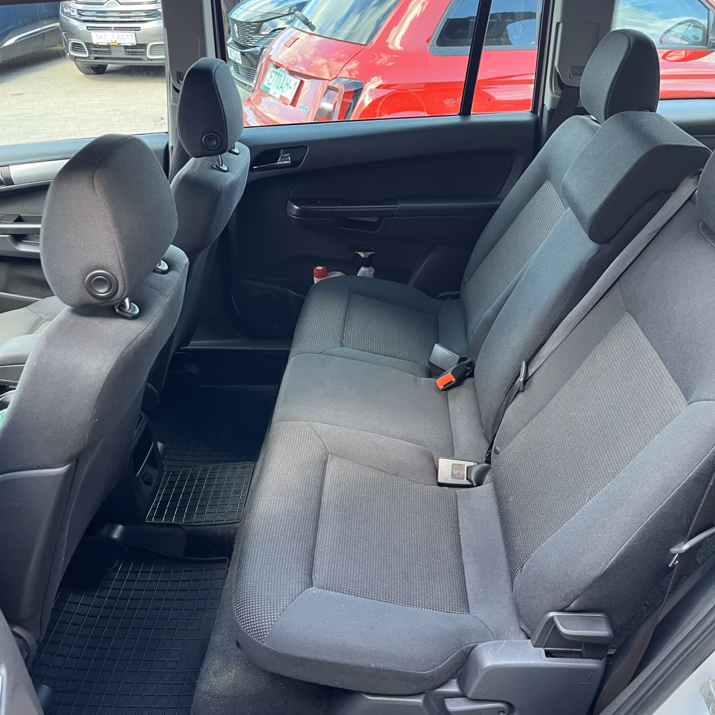 Opel Zafira фото 17