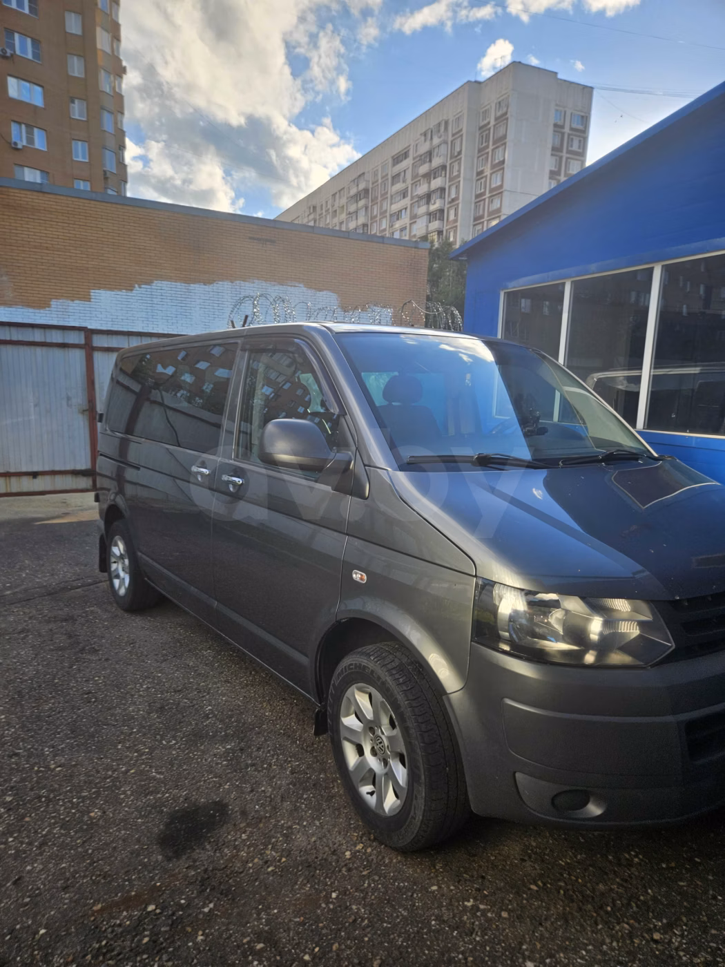 Volkswagen Caravelle фото 2