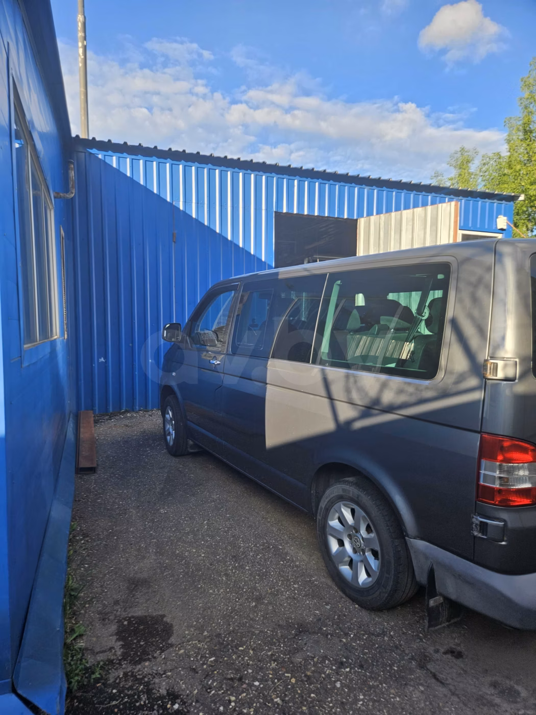 Volkswagen Caravelle фото 3