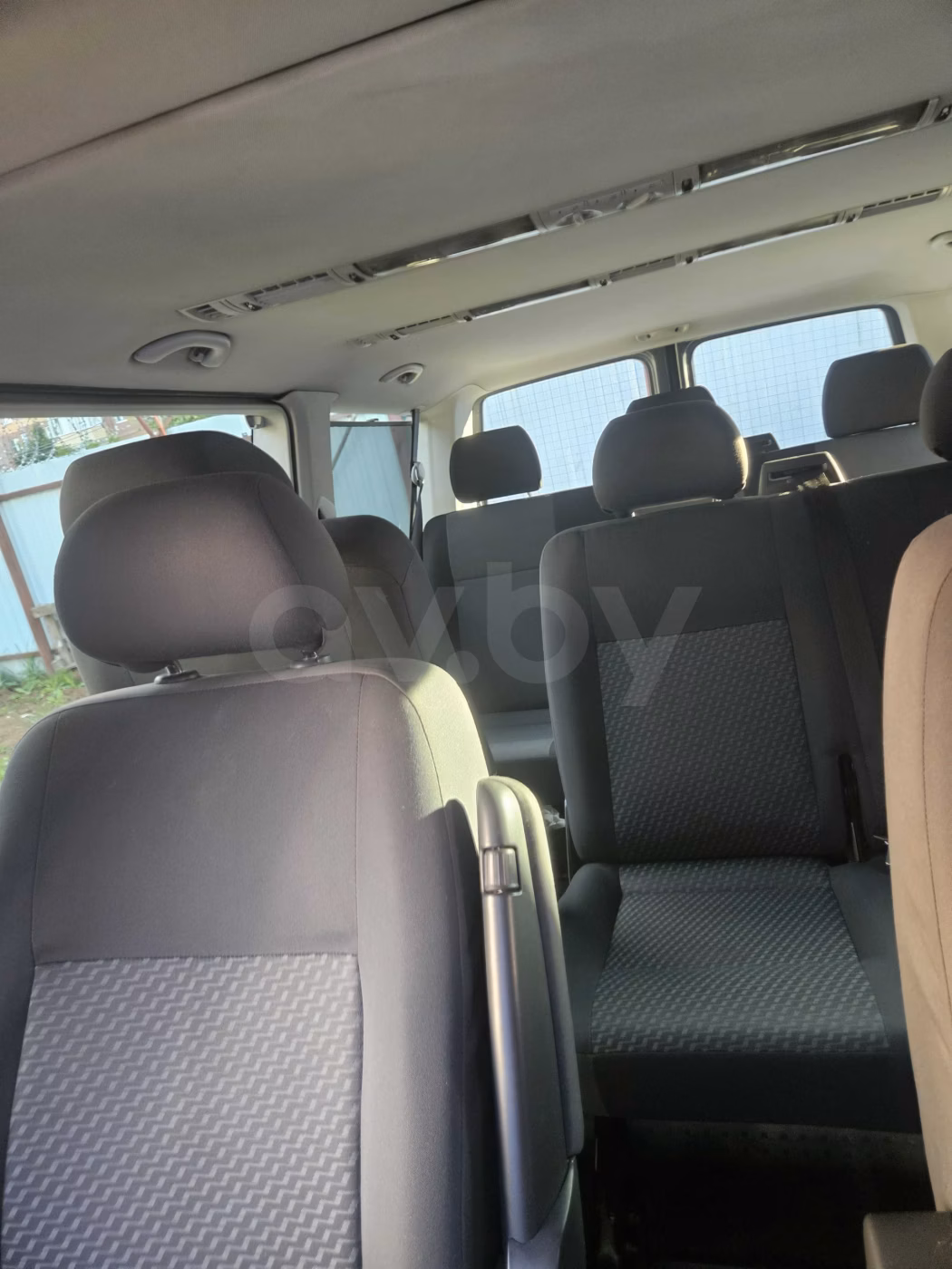 Volkswagen Caravelle фото 5