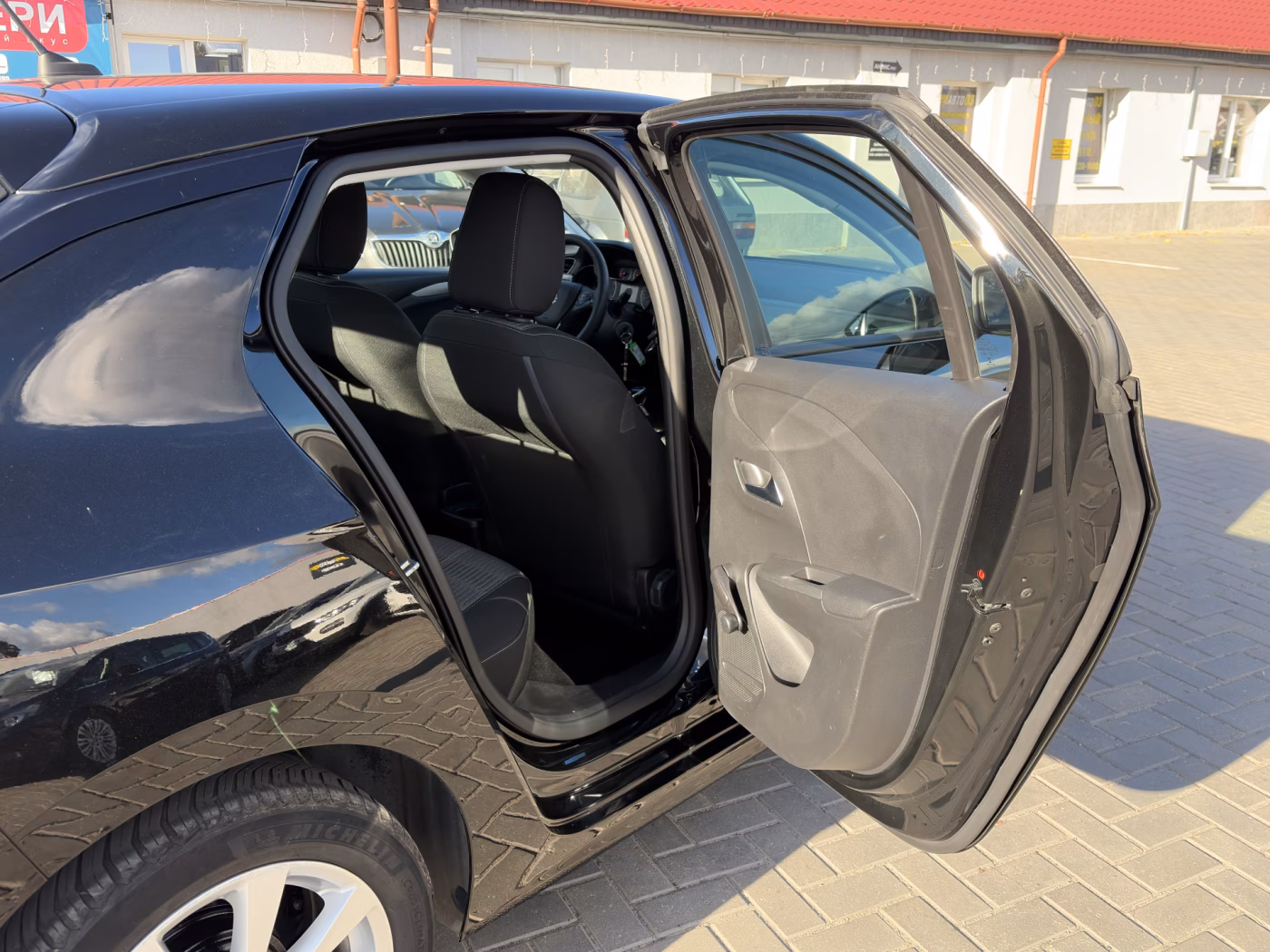 Opel Corsa фото 13