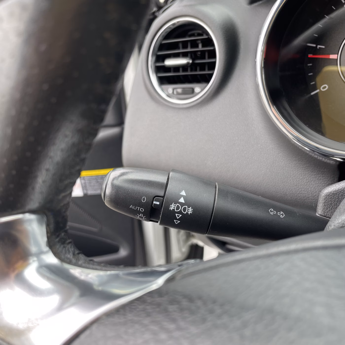 Peugeot 5008 фото 15