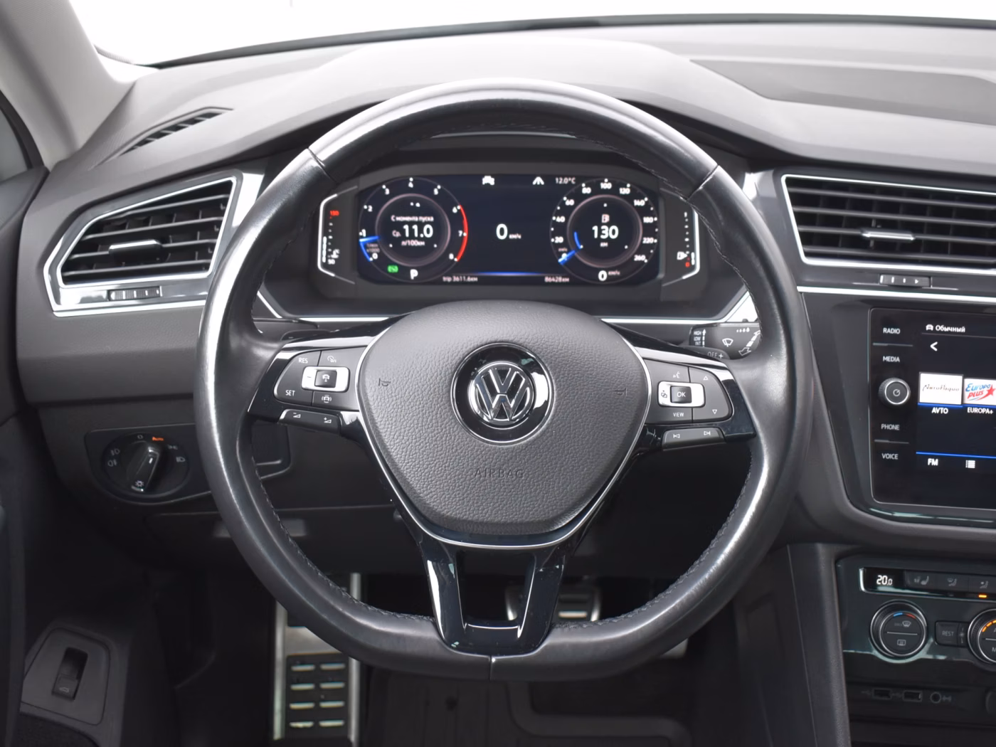 Volkswagen Tiguan фото 10