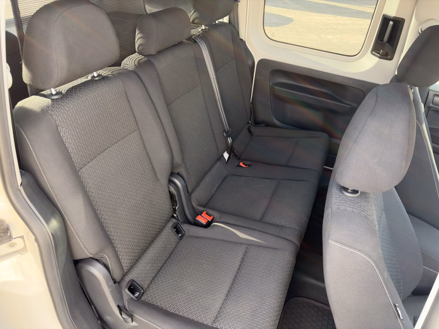 Volkswagen Caddy фото 13