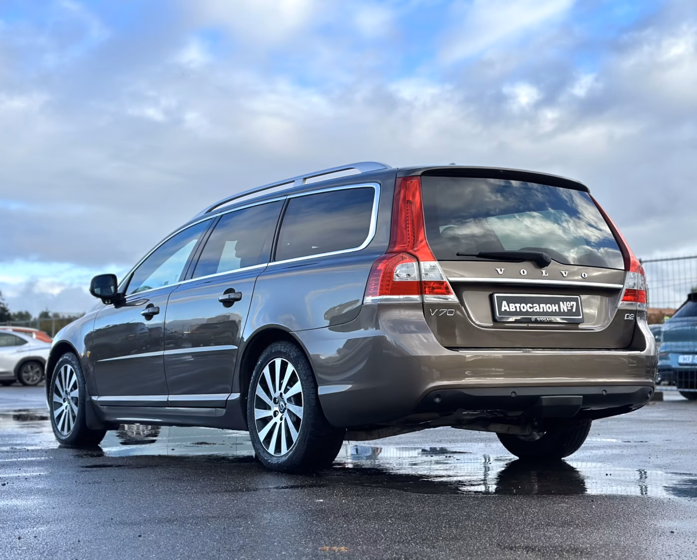 Volvo V70 фото 7